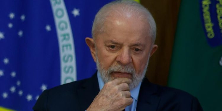 Lula teria dificuldades contra qualquer nome do bolsonarismo no 2º turno