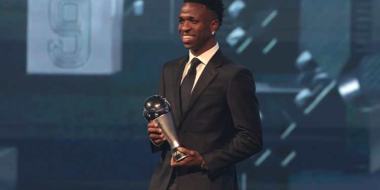 Com Vini Jr. no radar, Arábia Saudita fecha parceria e investirá mais R$ 24,9 bilhões no esporte