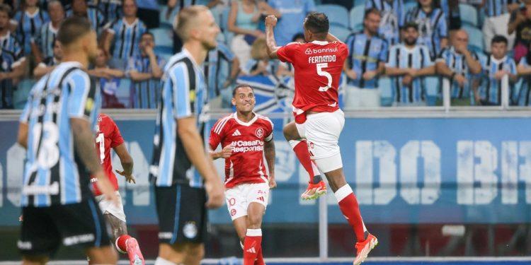 “Tentáculos” e gol: como Fernando comandou as ações do Inter no Gre-Nal 444