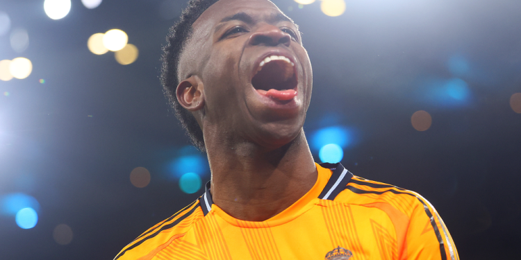 Vini Jr. diz que quer resolver logo a renovação com o Real: “Continuar por muitos anos”