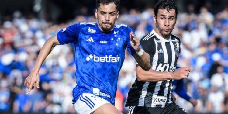 Cruzeiro e Atlético-MG se reencontram após 20 dias e com mudanças dentro e fora de campo; veja cenário