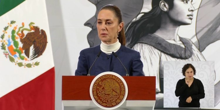 Presidente do México anuncia acordo com Trump para pausar tarifas por um mês