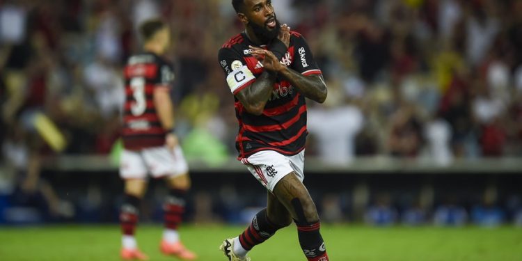 Flamengo espera que Gerson aceite proposta de renovação considerada ‘irrecusável’