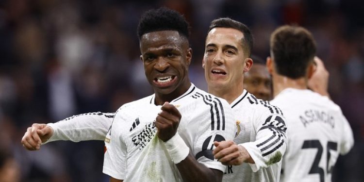 Vini Jr e Mbappé decidem, Real Madrid vence o Rayo e encosta no topo de LaLiga