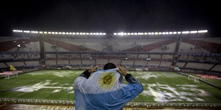 Seleção brasileira tenta encerrar três tabus contra a Argentina em volta ao Monumental de Núñez