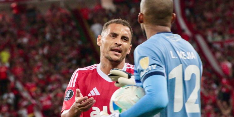 Análise: Inter se recusa a perder, mas precisa recordar como se vence sem sustos