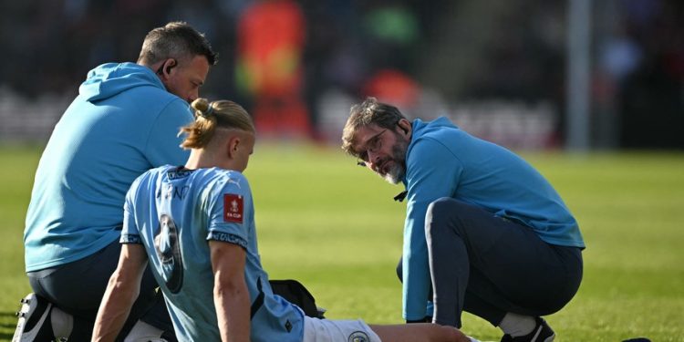 Lesionado, Haaland ficará fora dos gramados de ‘5 a 7 semanas’, anuncia Guardiola