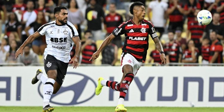 Análise: Flamengo repete erros e precisa corrigir problema crônico para não colocar temporada em xeque