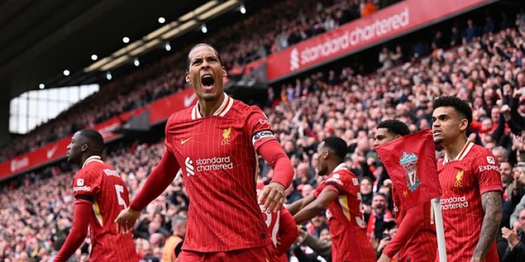 Liverpool vence o West Ham e pode ser campeão inglês já na próxima rodada