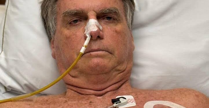 Bolsonaro tem exames sem sinal de complicações e permanece na UTI, diz boletim médico