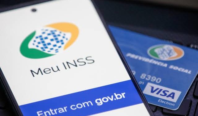 Disparada de fraudes no INSS em 2023 passa por mudança nas regras, omissão e indicações políticas