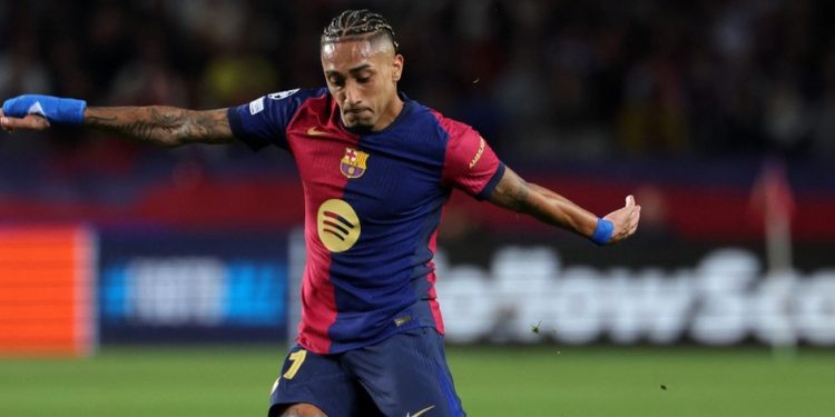 Raphinha pode igualar recorde de Cristiano Ronaldo na Champions, contra a Inter de Milão; saiba qual é