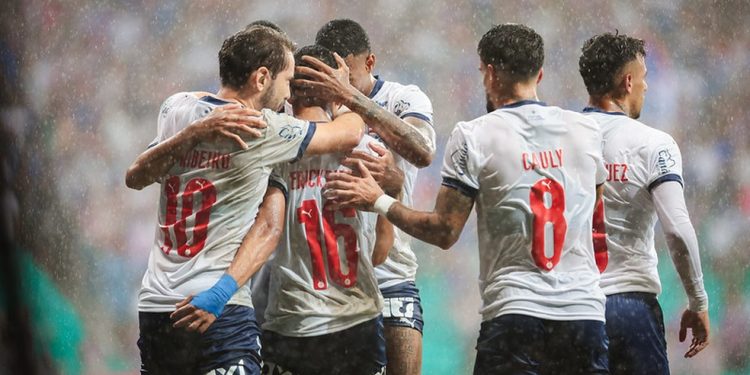 Análise: Bahia repete fórmula de sucesso para vencer o Botafogo e colar no G-4 do Brasileirão