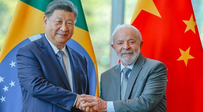 TikTok envia carta de diálogo para Brasil após críticas de Lula e Janja em jantar com Xi Jinping