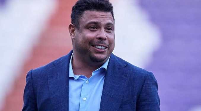 Ronaldo assina acordo com grupo norte-americano e vende participação no Valladolid