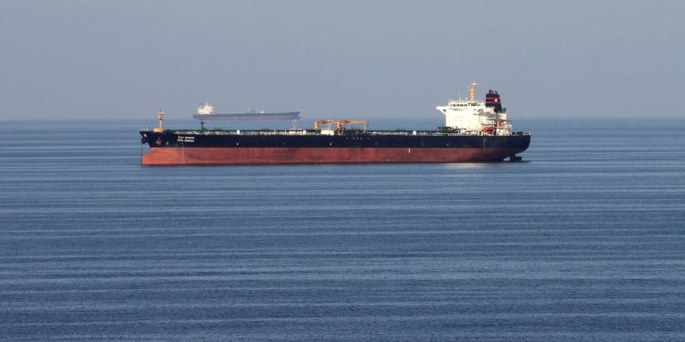 Conheça o Estreito de Ormuz, crucial para o petróleo global e sob risco de fechamento pelo Irã