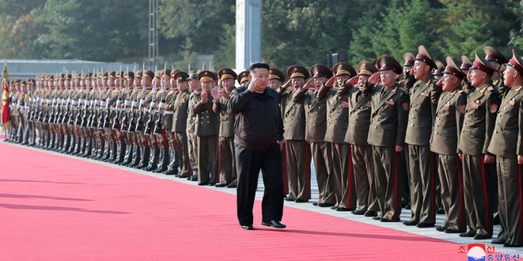 Líder norte-coreano convoca soldados a se prepararem ‘para uma guerra real