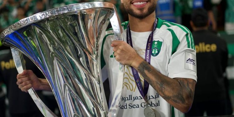 Atlético-MG encaminha acerto com volante Alexsander, ex-Fluminense