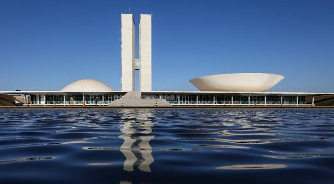 Datafolha: Congresso tem alta de reprovação e é associado por 78% à defesa dos próprios interesses