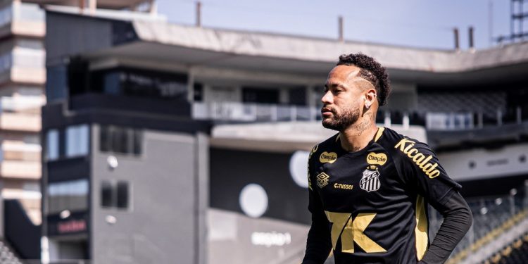 Neymar tem semana leve no Santos em busca de sequência que não repete desde 2022