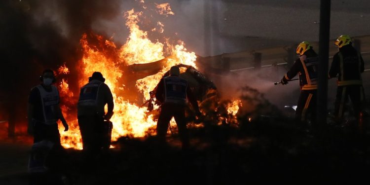 Grosjean vai voltar a pilotar F1 quase cinco anos após acidente com fogo