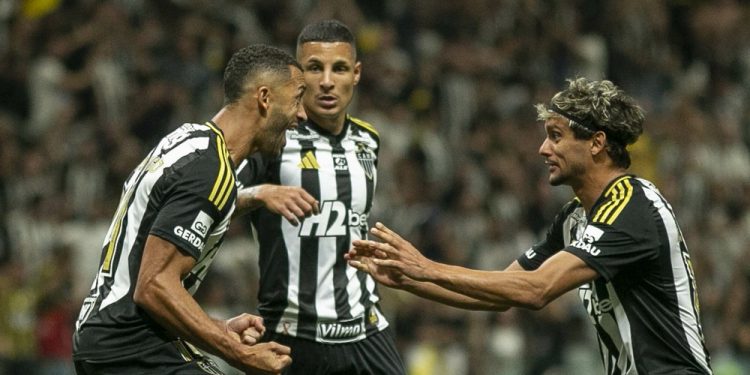 Análise: Atlético-MG dá resposta após cobranças, tem vitória sólida e se distancia do Z-4