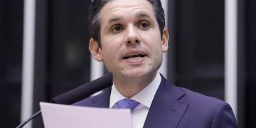 Câmara vai analisar corte de gastos, mas rever isenções tributárias ficará para depois, diz Motta