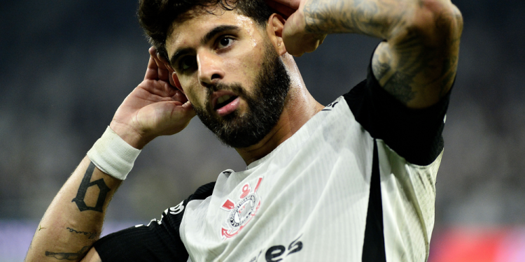 Lei do ex: Yuri Alberto volta à Vila Belmiro para enfrentar sua maior vítima pelo Corinthians